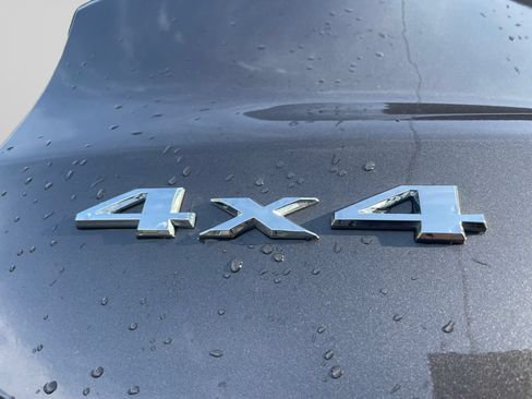 Used 2024 Jeep Compass Limited w/ Sun and Sound Group AWD/4WD image 17
