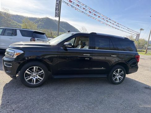 Used 2024 Ford Expedition Limited AWD/4WD image 7
