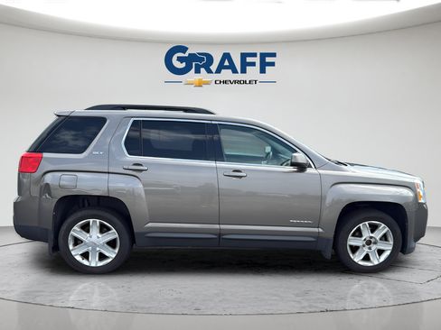 Used 2011 GMC Terrain SLT w/ LPO, Protection Package AWD/4WD image 9