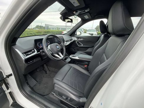 Used 2024 BMW X1 xDrive28i w/ Convenience Package AWD/4WD image 10