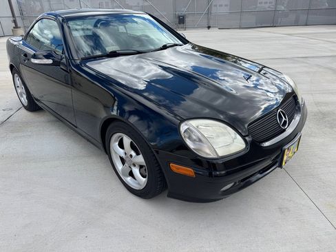 Used 2003 Mercedes-Benz SLK 320 image 4