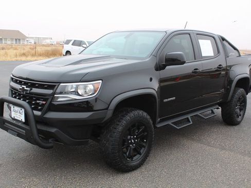 Used 2020 Chevrolet Colorado ZR2 w/ ZR2 Midnight Special Edition image 10