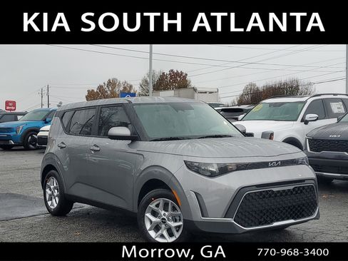 New 2025 Kia Soul LX image 1