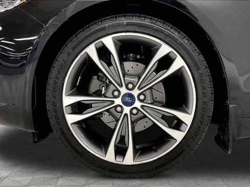 Used 2020 Ford Fusion Titanium AWD/4WD image 26