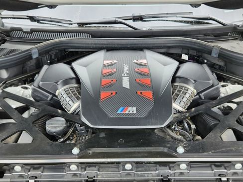 Used 2025 BMW X5 M Competition w/ Executive Package AWD/4WD image 18