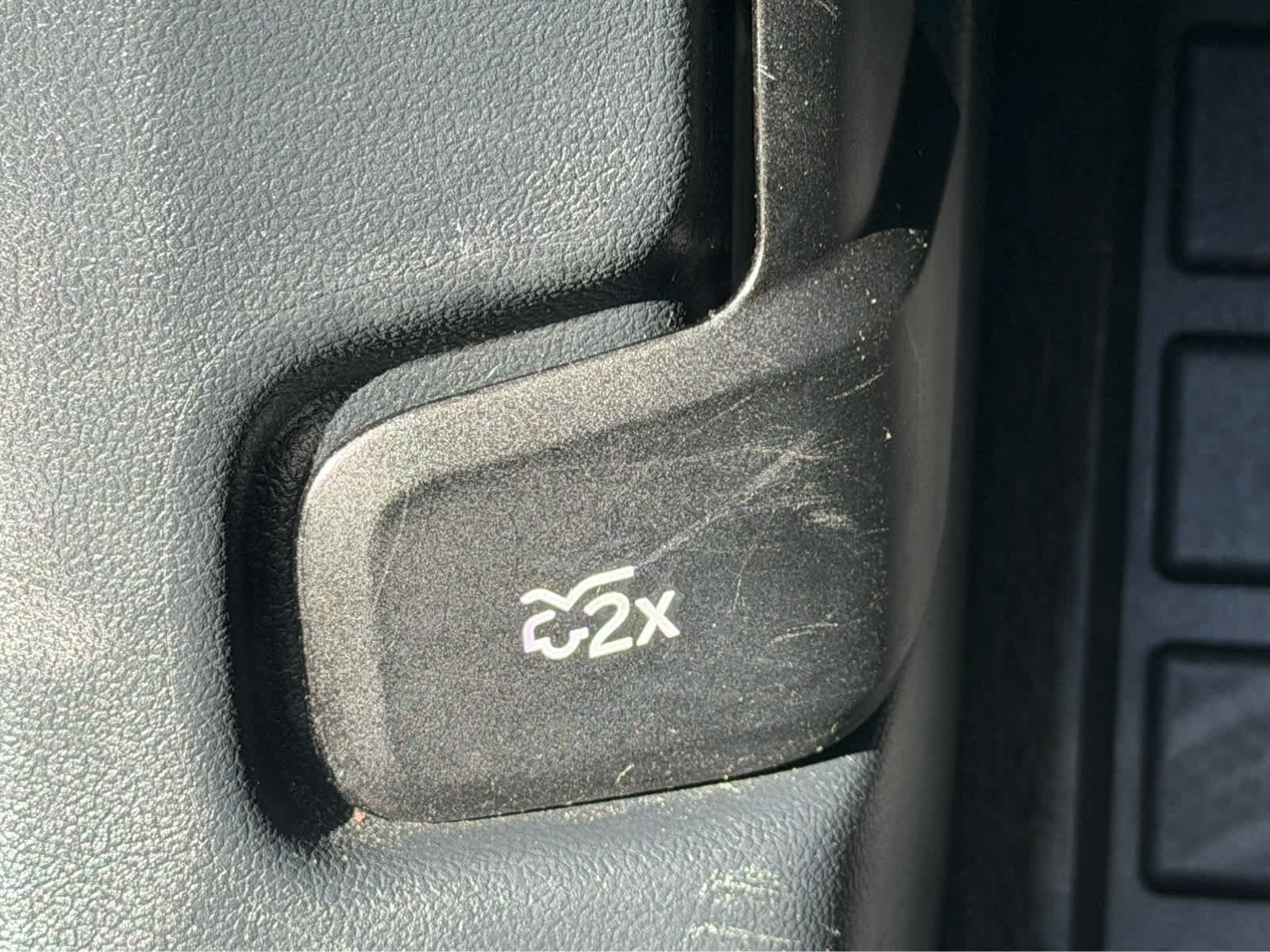 Used 2024 Ford Escape Active AWD/4WD image 17