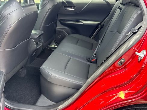 Used 2022 Toyota Venza Limited w/ Advanced Technology Package image 21