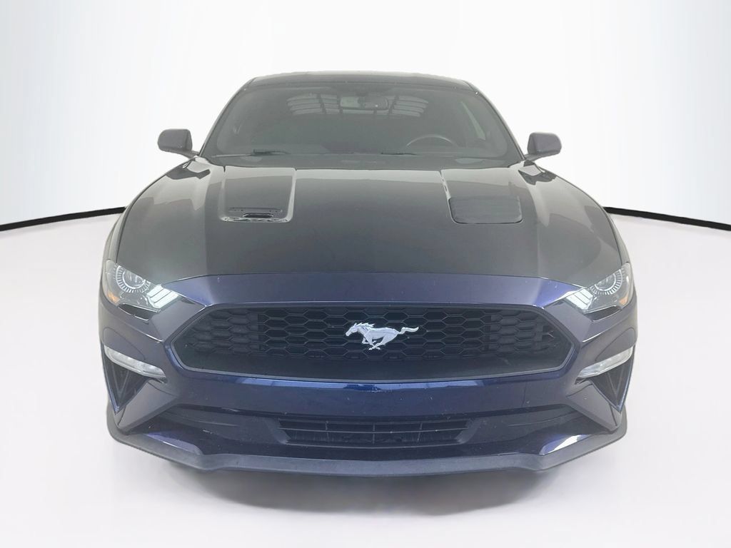 Used 2020 Ford Mustang Coupe RWD image 2
