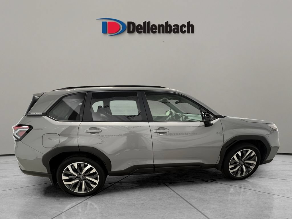 Used 2025 Subaru Forester Touring w/ Popular Package - Touring AWD/4WD image 6