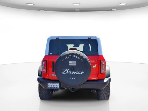 Used 2024 Ford Bronco Heritage Edition AWD/4WD image 8