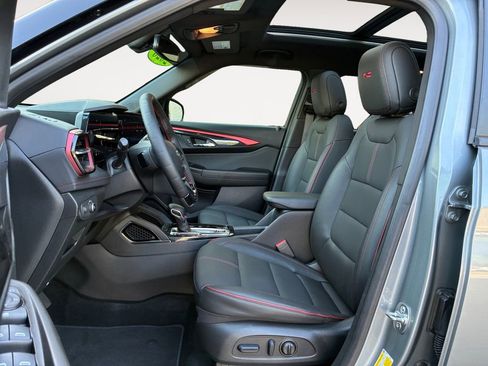 Used 2026 Chevrolet TrailBlazer RS w/ Convenience Package FWD image 9