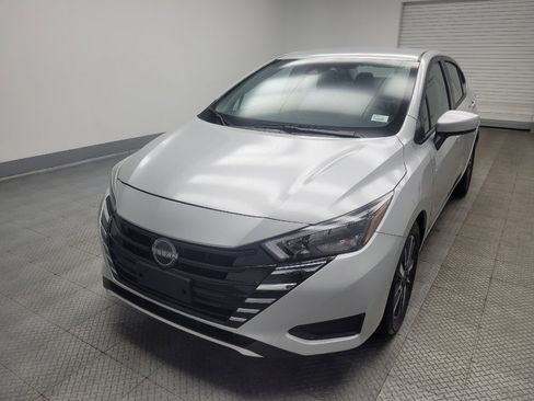 Used 2025 Nissan Versa SV FWD image 15