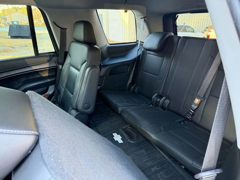 Used 2018 Chevrolet Tahoe Premier w/ RST 6.2L Performance Edition AWD/4WD image 17