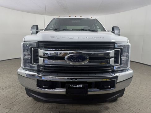Used 2019 Ford F250 XL w/ STX Appearance Package AWD/4WD image 2