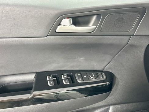 Used 2020 Kia Sportage EX w/ Option Group 15 image 26