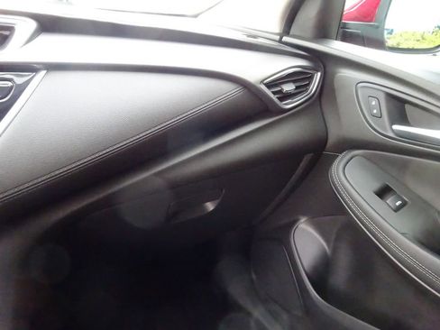 Used 2021 Buick Encore GX Select FWD image 28