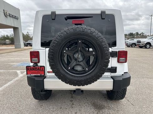 Used 2015 Jeep Wrangler Unlimited Sahara w/ Max Tow Package image 6