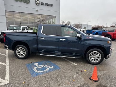 Used 2019 Chevrolet Silverado 1500 LTZ image 41