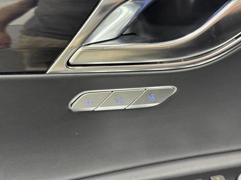 Used 2025 Genesis GV80 2.5T Standard AWD/4WD image 19