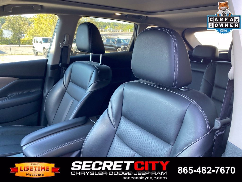 Used 2024 Nissan Murano SL w/ Cargo Package AWD/4WD image 11