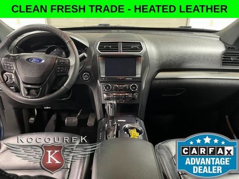 Used 2018 Ford Explorer XLT w/ Equipment Group 202A AWD/4WD image 13