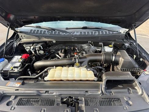 Used 2022 Ford Expedition Limited AWD/4WD image 40