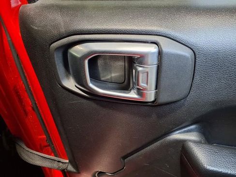 Used 2023 Jeep Wrangler Unlimited Sport AWD/4WD image 26