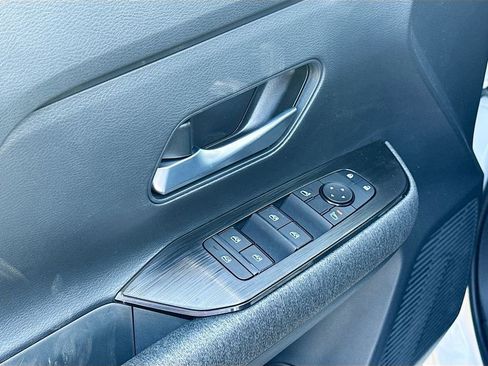 New 2026 Nissan Kicks SV image 17