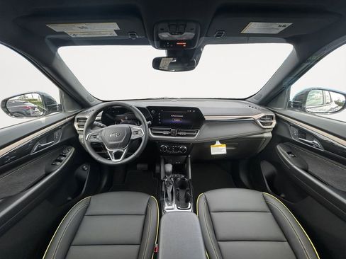New 2026 Chevrolet TrailBlazer ACTIV w/ Convenience Package AWD/4WD image 13