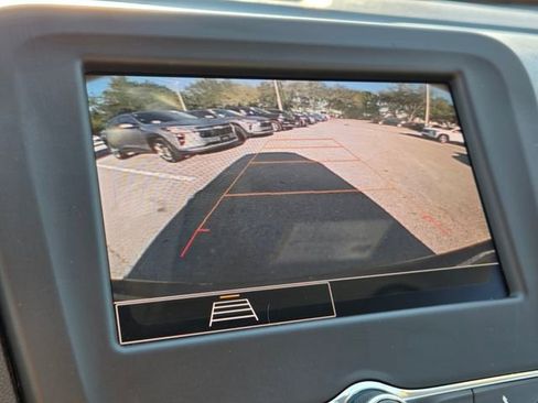 Used 2024 Chevrolet Equinox LS w/ LS Convenience Package FWD image 31