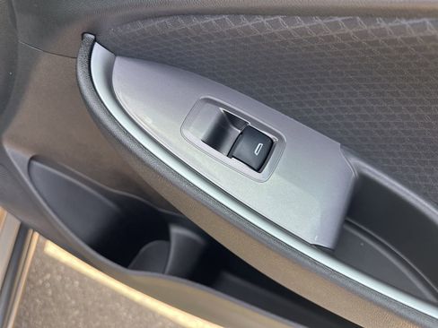 Used 2024 Chevrolet Malibu RS w/ LPO, Floor Liner Package FWD image 40