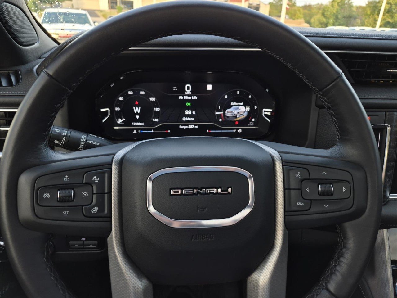 Certified 2022 GMC Yukon XL Denali w/ Denali Premium Package AWD/4WD image 22