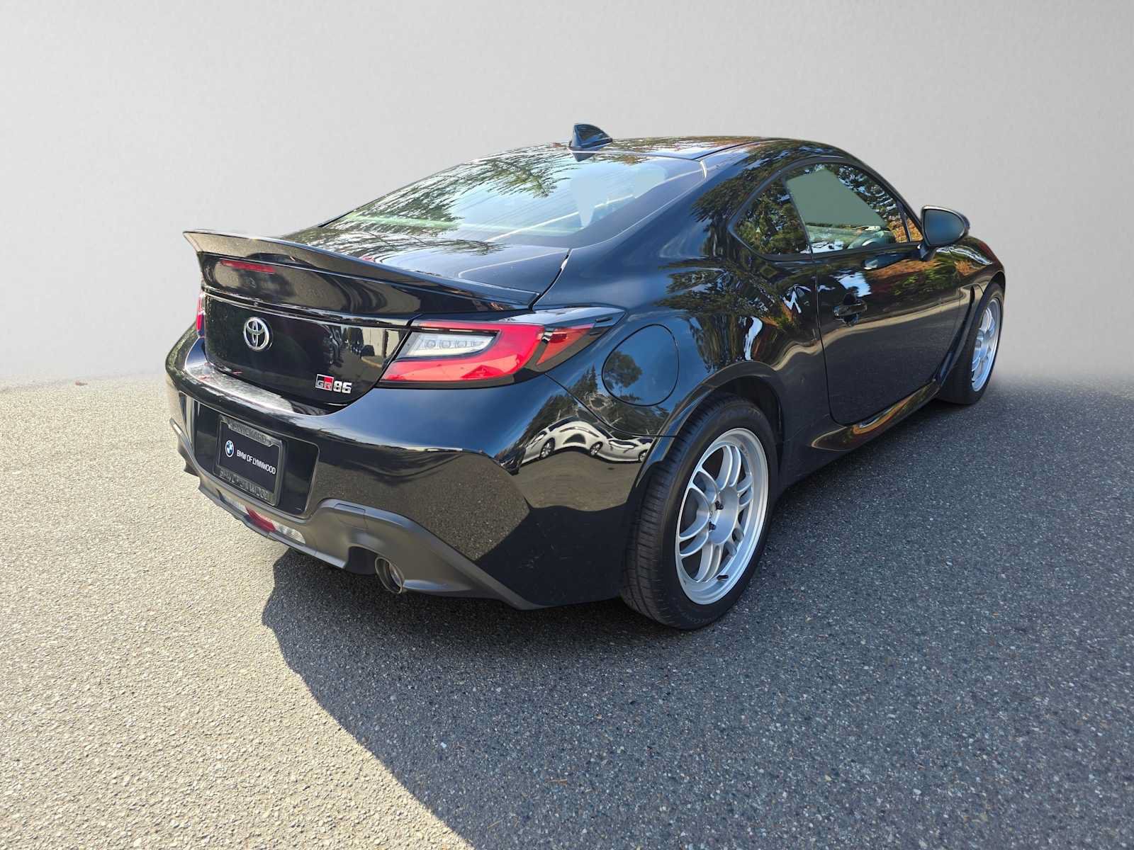 Used 2023 Toyota GR86 Premium w/ ALL Weather Mat Package (TMS) RWD image 3