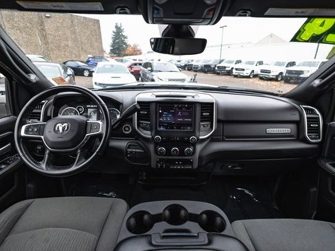 Used 2024 RAM 2500 Big Horn image 30