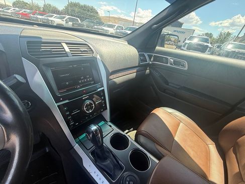 Used 2014 Ford Explorer Limited w/ Equipment Group 302A AWD/4WD image 12