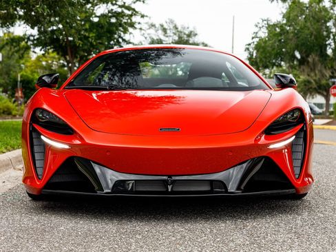New 2026 McLaren Artura RWD image 18