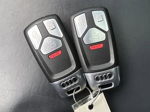 Used 2021 Audi SQ5 Premium Plus w/ Premium Plus Package image 32