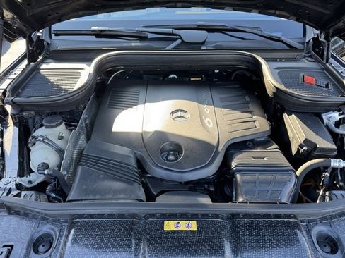 Certified 2024 Mercedes-Benz GLE 450 4MATIC image 10