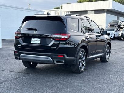 Used 2025 Honda Pilot Touring