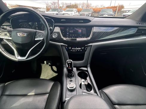 Used 2022 Cadillac XT6 Premium Luxury w/ Technology Package image 47