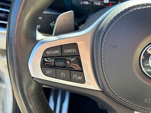 Used 2022 BMW X5 sDrive40i w/ M Sport Package image 25