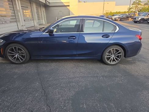 Used 2019 BMW 330i xDrive Sedan w/ Convenience Package AWD/4WD image 4