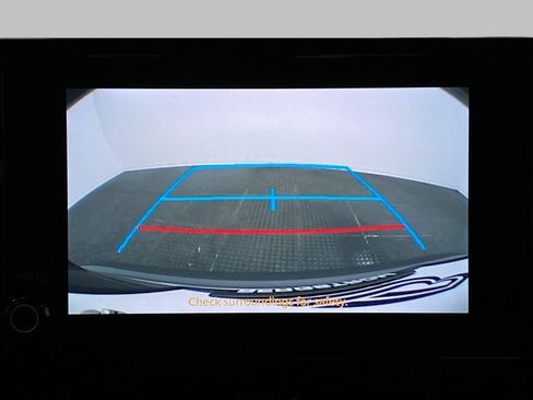 Used 2024 Toyota Corolla LE image 21