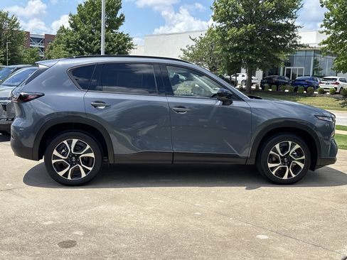 New 2026 MAZDA CX-5 Preferred AWD/4WD image 2
