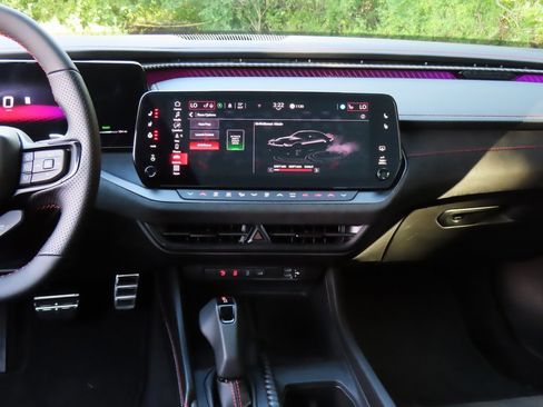 New 2024 Dodge Charger R/T Scat Pack w/ Plus Group image 26