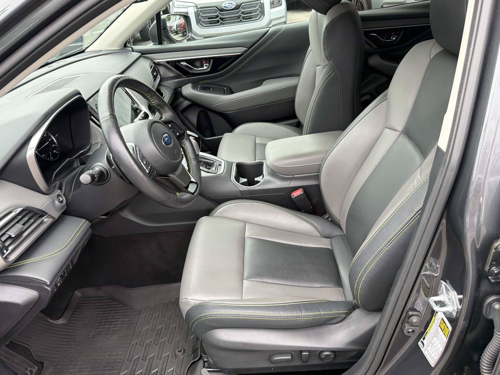 Certified 2024 Subaru Outback Onyx Edition XT AWD/4WD image 3