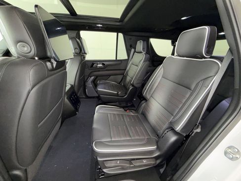 New 2026 GMC Yukon AT4 Ultimate AWD/4WD image 25