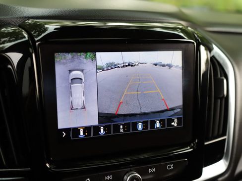 Used 2020 Chevrolet Traverse Premier w/ Redline Edition FWD image 16