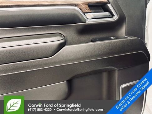 Used 2024 Chevrolet Silverado 2500 LT image 19