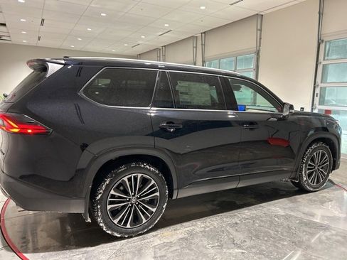 New 2026 Toyota Grand Highlander AWD Hybrid image 9